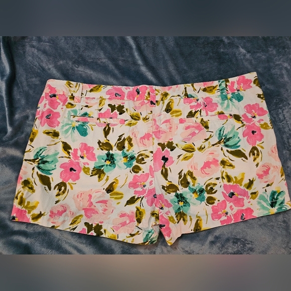 Merona Bermudas Floral Women's Shorts - Pink, Green, Blue Womens Size 18 - Picture 10 of 11